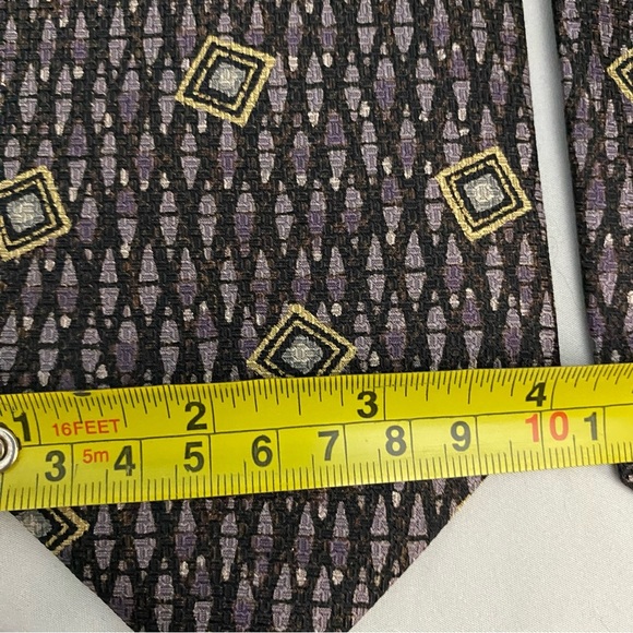 GUY LAROCHE Silk Tie MADE IN CANADA Purple & Gold Geometric Pattern Designer - Picture 4 of 5